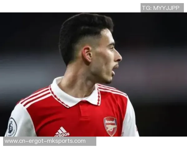 比主教练还年青的老将：英超老将成完美前锋